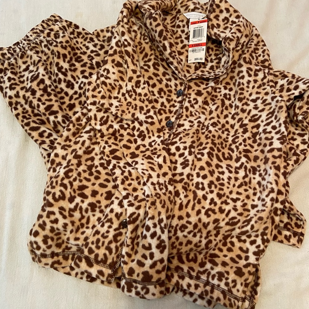 NWT LEOPARD PRINT PAJAMA SET